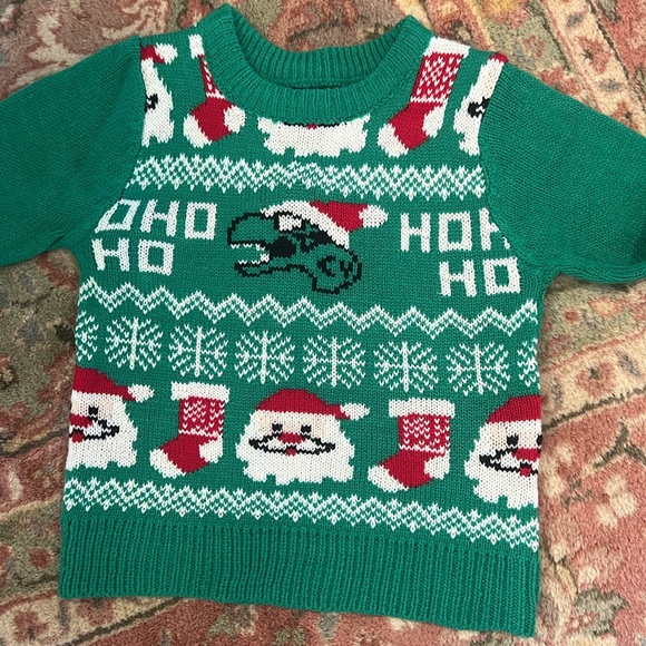 Sezzit- Boys Size 2T ~ Dinosaur Christmas Sweater ~ with Santa & Stockings too! - Picture 4 of 17